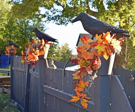 Spooky Crows Halloween Decorations