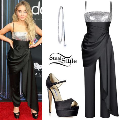 Sabrina Carpenter Clothes And Outfits Steal Her Style
