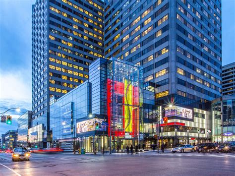 12 Best Areas To Live In Toronto For Young Professionals In 2024