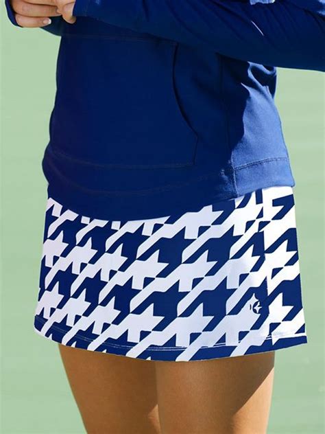 We believe in helping you find the product that is right for you. Cosmopolitan (Blue Houndstooth) JoFit Ladies & Plus Size ...