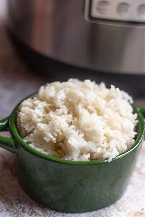 How To Cook Long Grain White Rice In The Instant Pot The Foreign Fork