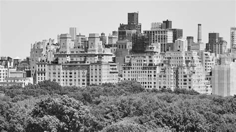 Manhattan Upper East Side By The Central Park New York Stock Photo