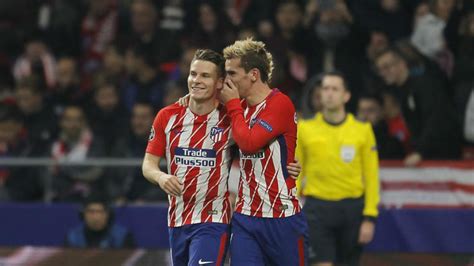 Kevin gameiro watched uefa euro 2016 from sofas in seville and strasbourg. Atlético de Madrid: La Revolución francesa de Griezmann y ...
