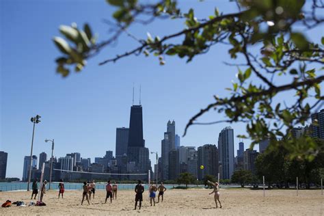 Chicago Beaches Manual To Community Beaches On Lake Michigan Tour