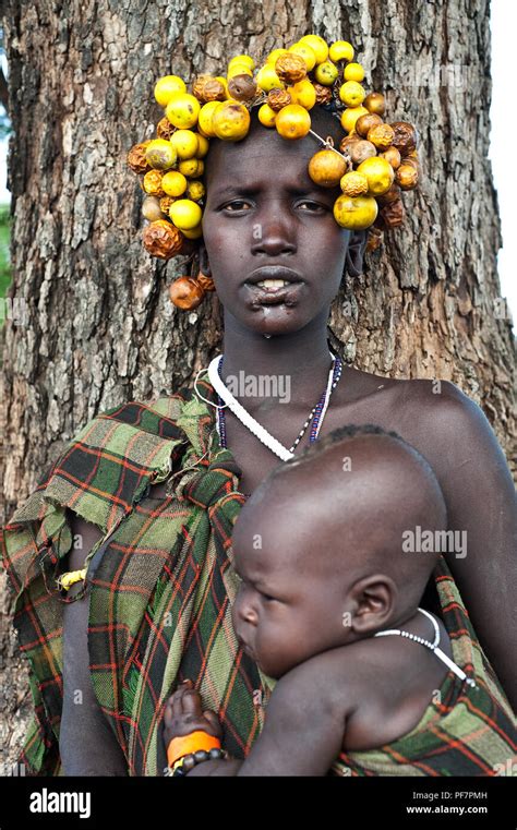 Woman And Child From The Mursi Tribe Ethiopia Stock Photo Alamy