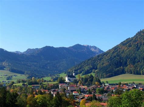 Kopf in deine hände csus c9 am7 wenn ich dein herz hör geht?s mir gut csus c9 g weit entfernt vom bittren ende csus c9 am7 deine liebe macht mir mut g und du sprichst mir von der seele csus c9 am7 kennst dich verdammt gut bei mir aus dsus wenn ich in deine augen sehe d g dann weiß ich, ich bin zuhaus g gmaj7 c9 em7 lalalalalala lalalalalala. Hier bin ich Zuhause Foto & Bild | landschaft, natur ...