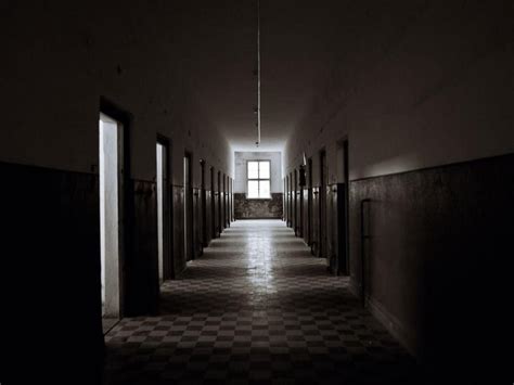 Haunted Insane Asylum Photos And Stories Lovetoknow Psychiatric