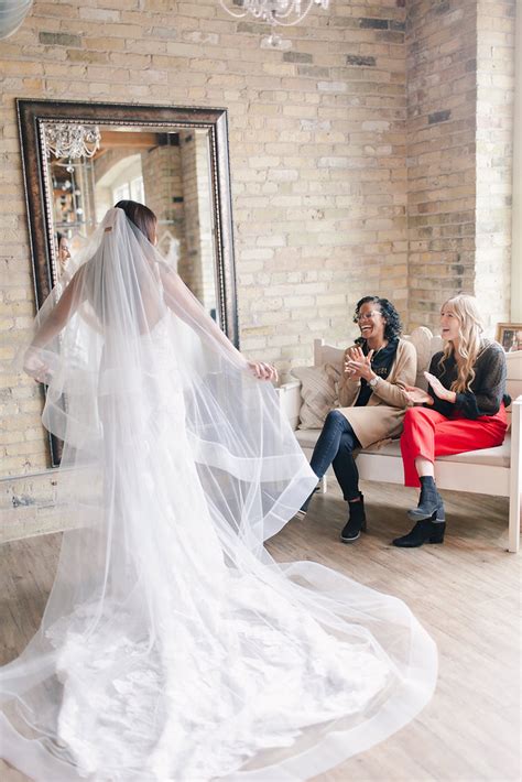 Tips For The Bridal Entourage