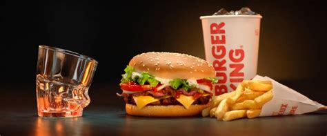 Burger Le Moins Calorique Chez Burger King - Burger King lance l'opération verres grillés avec Buzzman