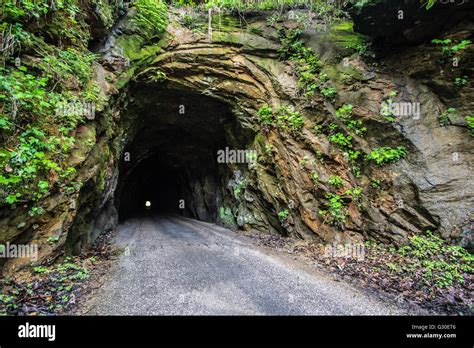 Die 900 Fuß Nada Tunnel In Der Red River Gorge In Kentucky Für Den