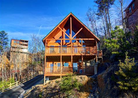 Luxury Cabin With Indoor Pool Near Dollywood In Pigeon Forge Tennessee
