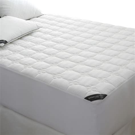 These beds offer prime comfort, but they can be costly. Polyester Mattress Pad in 2020 | Mattress pad, Mattress ...