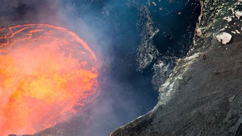 The 12 Biggest Volcanic Eruptions In Recorded History Live Science
