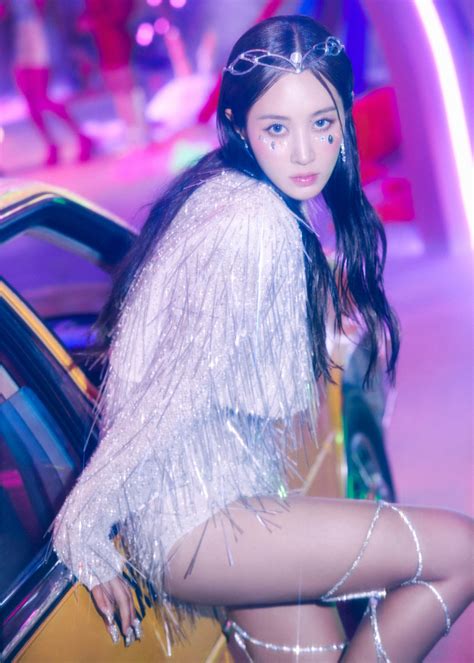 girls generation reveal cosmic festa version teaser photos of hyoyeon yuri and tiffany allkpop