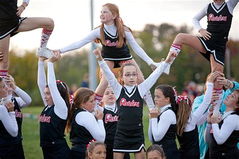 Youth Cheerleaders Build Their Team