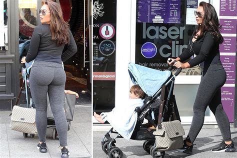 Lauren Goodger Shows Off Her Peachy Bum In Skintight Gym Gear As She