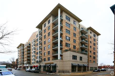 Condos Only Floors 2 8 Apartments Arlington Heights Il