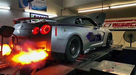 ETS GT-R Breaks World Record for 1/4-Mile & Dyno | DragTimes.com Drag