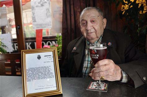 Nafi thiam and felix denayer flag bearers at the opening ceremony of the tokyo games it will be a big first, on friday july 23, during the opening ceremony of the olympic games in tokyo. Halse bevrijdingsheld Felix Denayer sterft in eenzaamheid ...