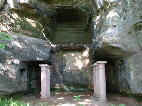 Mithrasgrotte von mapcarta, die offene karte. Saarbrücken
