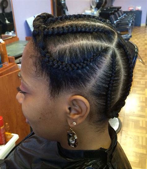 It makes for a gorgeous look for the beach! Simple cornrows style | Natural hair twists, Cornrows ...
