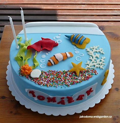Fish birthday cakes big guy fishing birthday cake cakecentral. Fish Tank - CakeCentral.com
