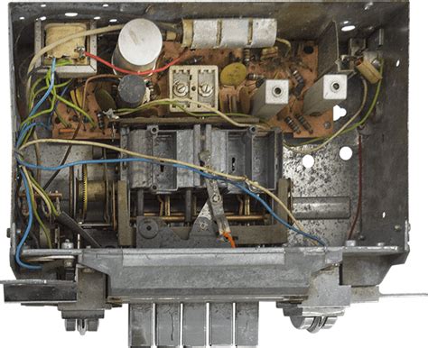 Welcome - Classic Car Radio Restoration