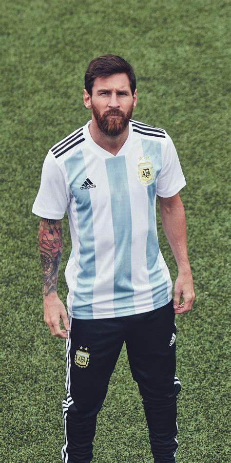 Lionel Messi In The Adidas 2018 Argentina Home Jersey Fotos De Messi