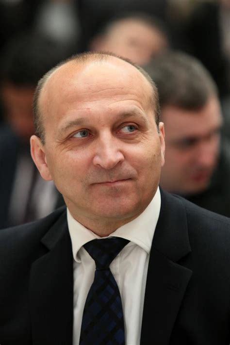 Sprawdź najnowsze i najciekawsze materiały przygotowane przez redakcję w dziale kazimierz marcinkiewicz. Marcinkiewicz o przemianie Kaczyńskiego: Stał się ...