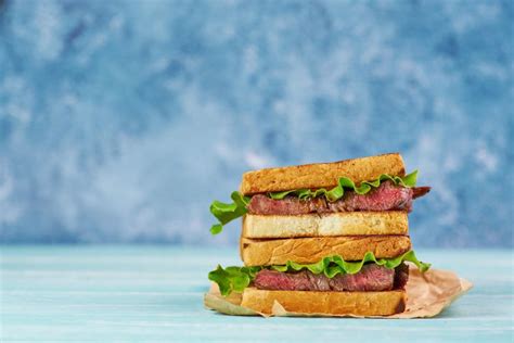 Dengan kualitas yang paling tinggi, maka harga pun sangatlah tinggi. Kenapa Wagyu Mahal? Daging Sapi Khas Jepang - Kompas.com ...