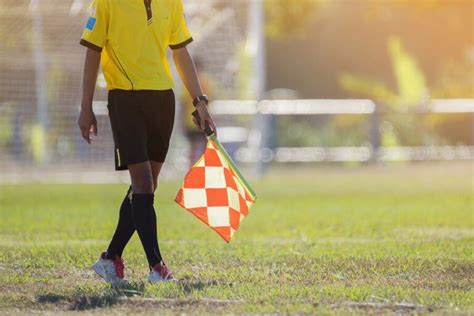 The Role Of The Assistant Referee In Soccer Fit People