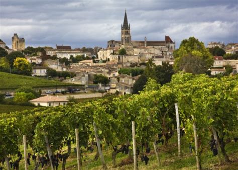 We book a few tables each night, available by online reservations only. Saint-Emilion (appellations Saint-Emilion) Bordeaux