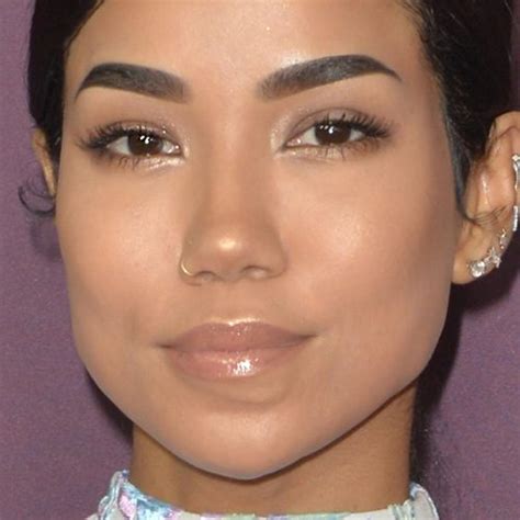 jhené aiko s makeup photos and products steal her style