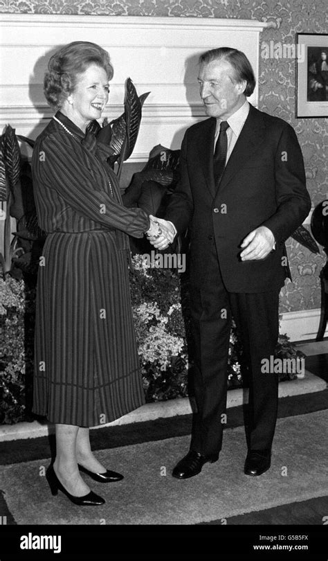Margaret Thatcher 1980 Hi Res Stock Photography And Images Alamy