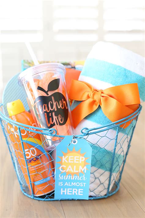 Gift ideas for teacher wife. Craft: Keep Calm Summer Teacher Gift Idea - See Vanessa Craft