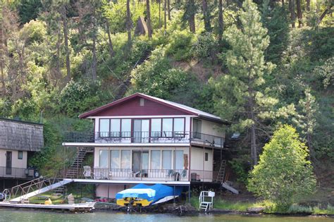 Homes for sale in the mica bay area. Lake Coeur d'Alene Waterfront Homes. Special Homes on the lake