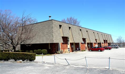 As of july 2021, the average apartment rent in warwick, ri is $1,128 for a studio, $1,347 for one bedroom, $1,580 for two bedrooms, and $2,361 for three bedrooms. Masthead Apartments - Warwick, RI | Apartments.com