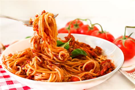Authentic Italian Spaghetti Recipe Straight From Italy