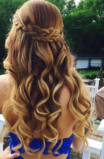 This hair color is ideal for a client who wants a low maintenance hairstyle that doesn't need a whole lot of attention throughout the year. Long hair styles image by Autumn S on H⃣a⃣i⃣r⃣