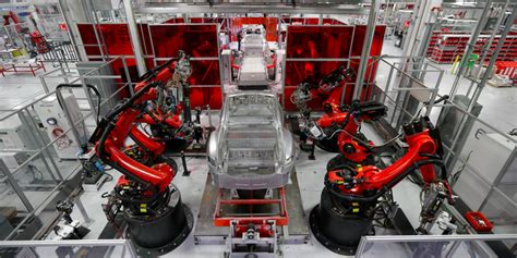 A Rare Look Inside Teslas Electric Car Factory Vlrengbr