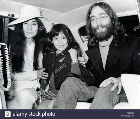 Kyoko La Hija Que Yoko Ono Dejó De Ver Por Más De 20 Años Artes