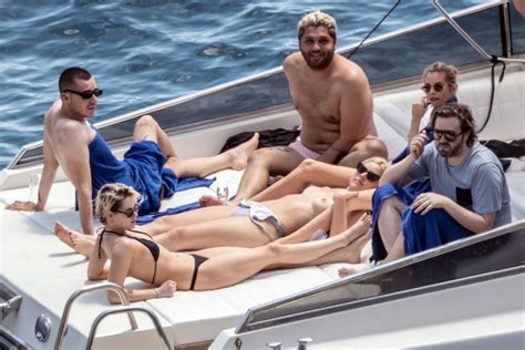 Kristen Stewart Nude At The Amalfi Coast Pics The Fappening