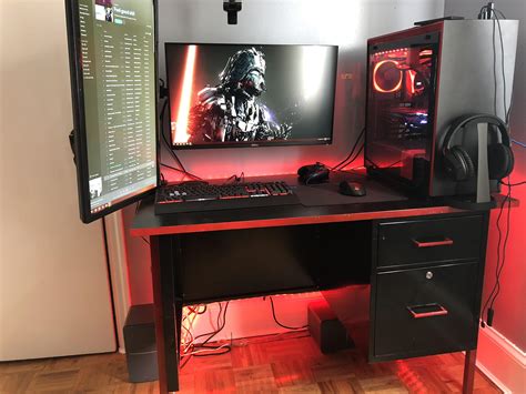 This is my setup (built the PC last year but never posted) : NZXT