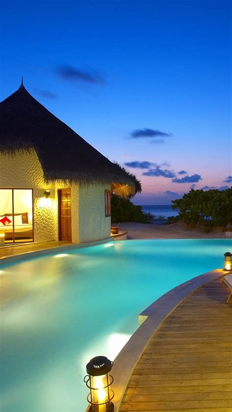 Wallpaper Maldives Resort Sunbeds Pool Huts Sea Evening 1920x1200