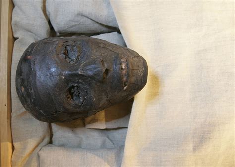 The 3300 Year Old Mummy Of The Boy Pharaoh King Tut After Flickr