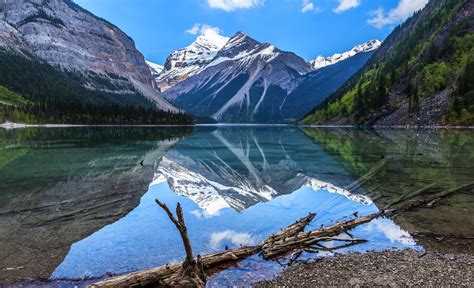2808999 Nature Landscape Lake Mountain British Columbia Canada