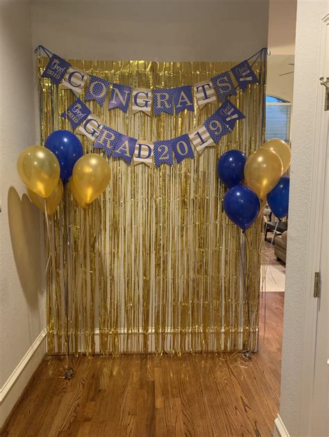 Blue And Gold Graduation Backdrop In 2020 Gold Graduation Party