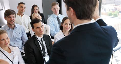 Depending on this, you must appropriately choose the style of writing, the tone of voice, and the general form of the letter. Writing To Request Keynote / How To Hit The Right Notes With Keynote Speaker Announcements : The ...