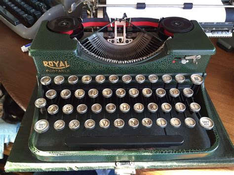 1928 Royal Portable Typewriter Electronic Products Portable