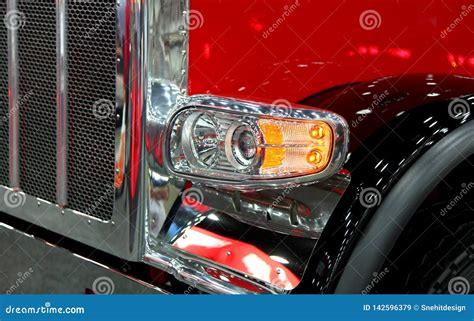 Head Lamp Of Classic Semi Truck Stock Image Image Of Classic Antique